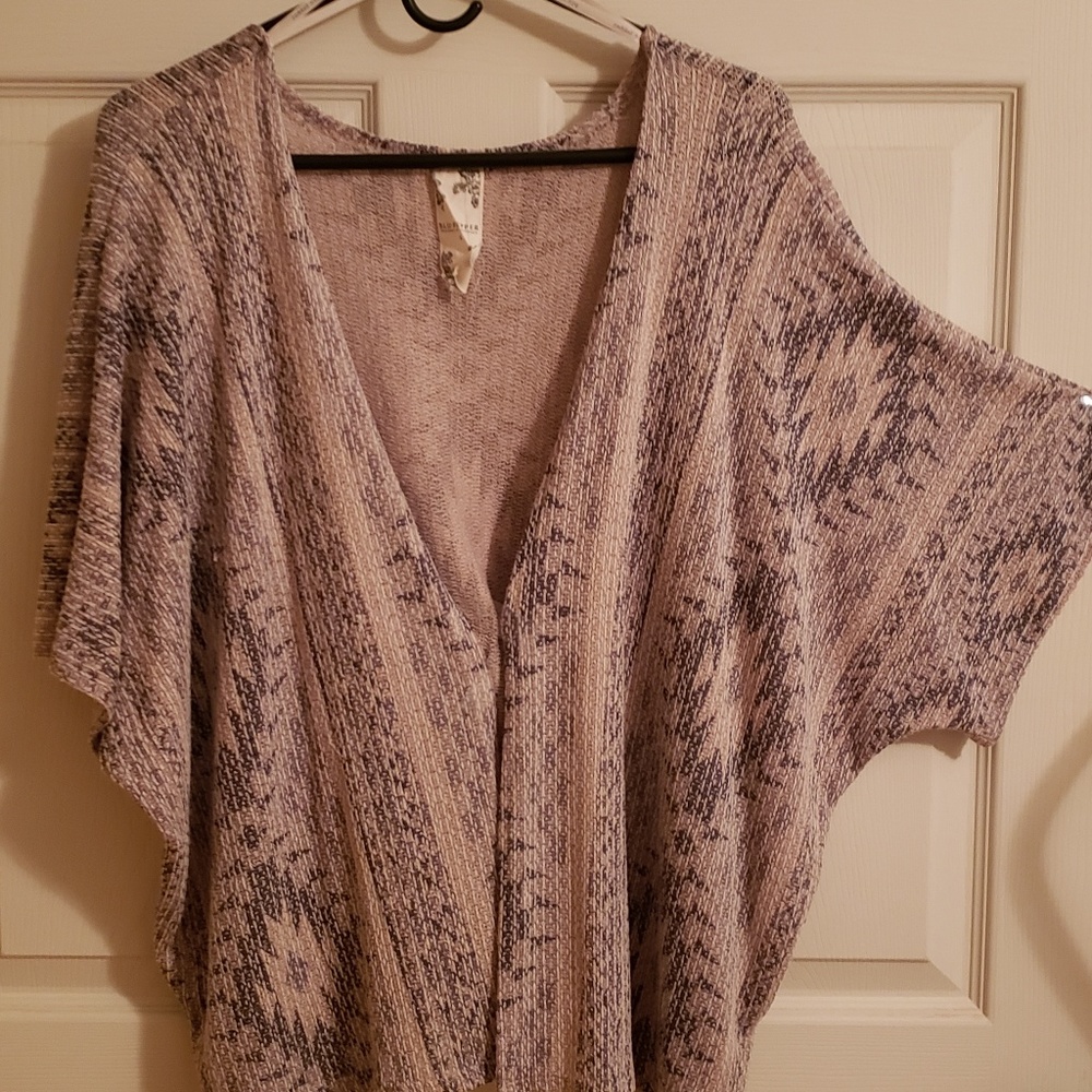 Ladies cover top